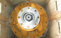 Редуктор моста задний 26 шлицов, d фланца 150 мм, передат.число 37/7 CDM855 404300D (оригинал)