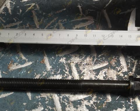 Болт крепления головки блока TD226B6G 12200620